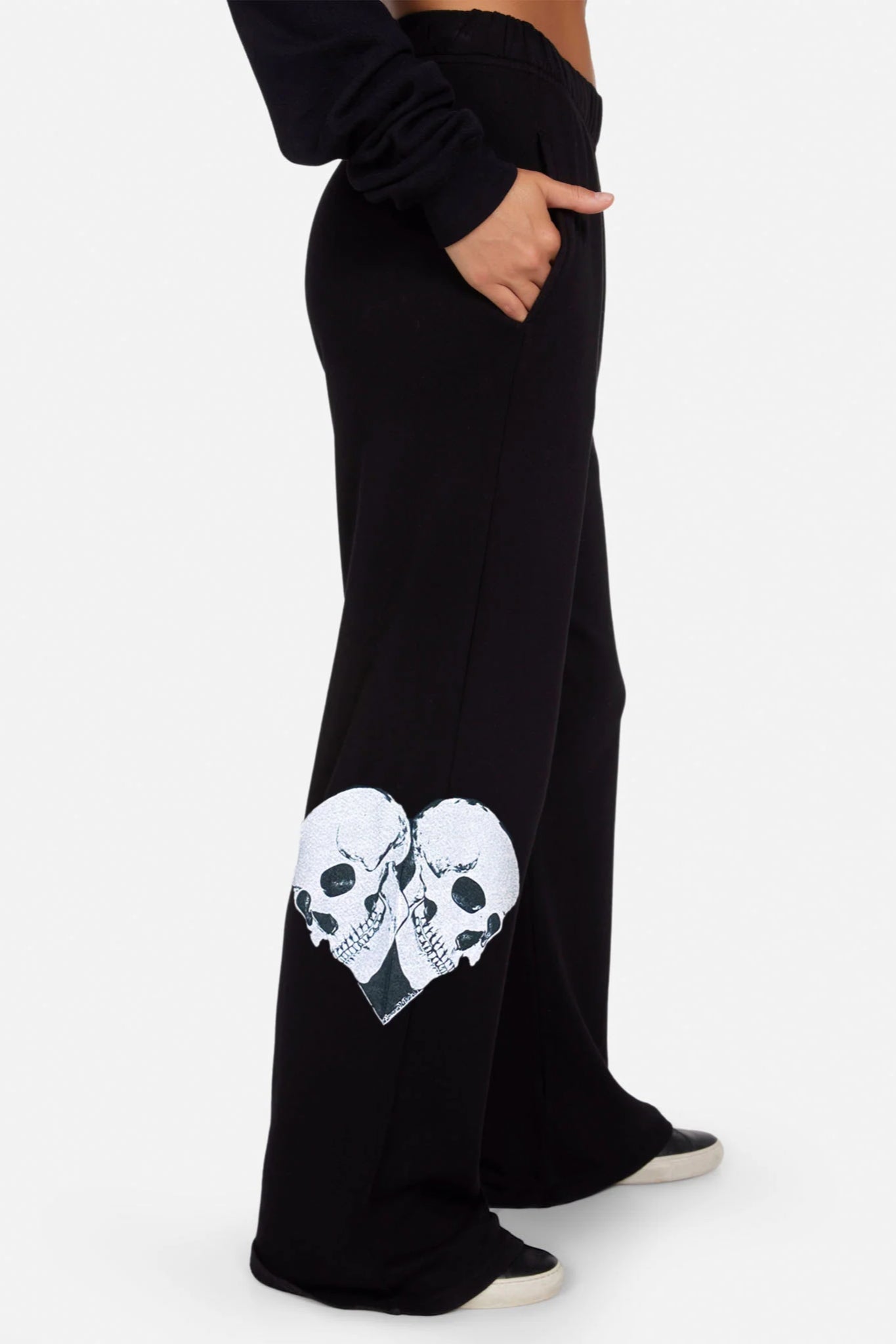 Belleza Edge Skull Heart Sweatpant