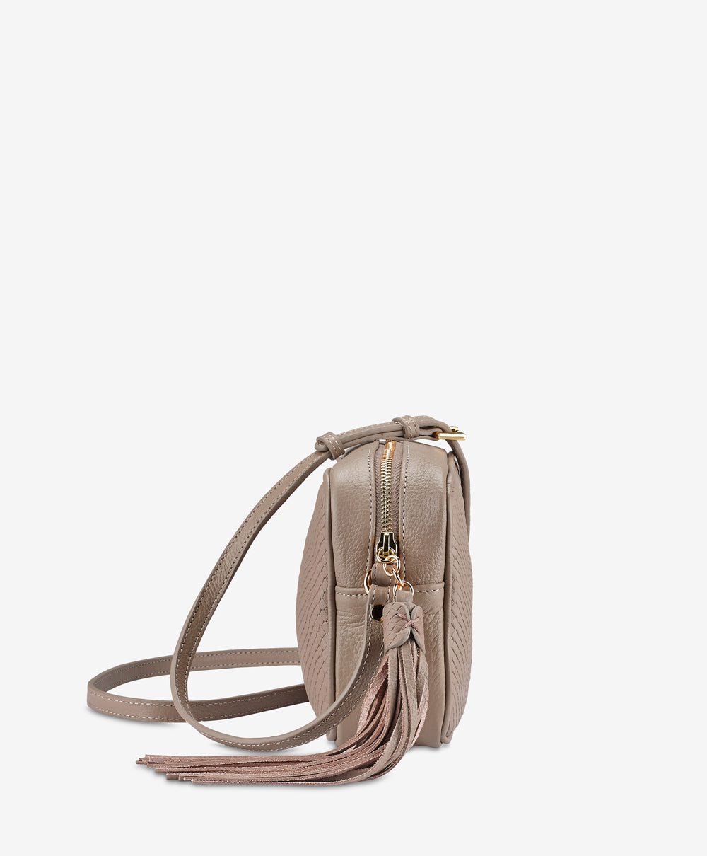 Ivy Mode Crossbody