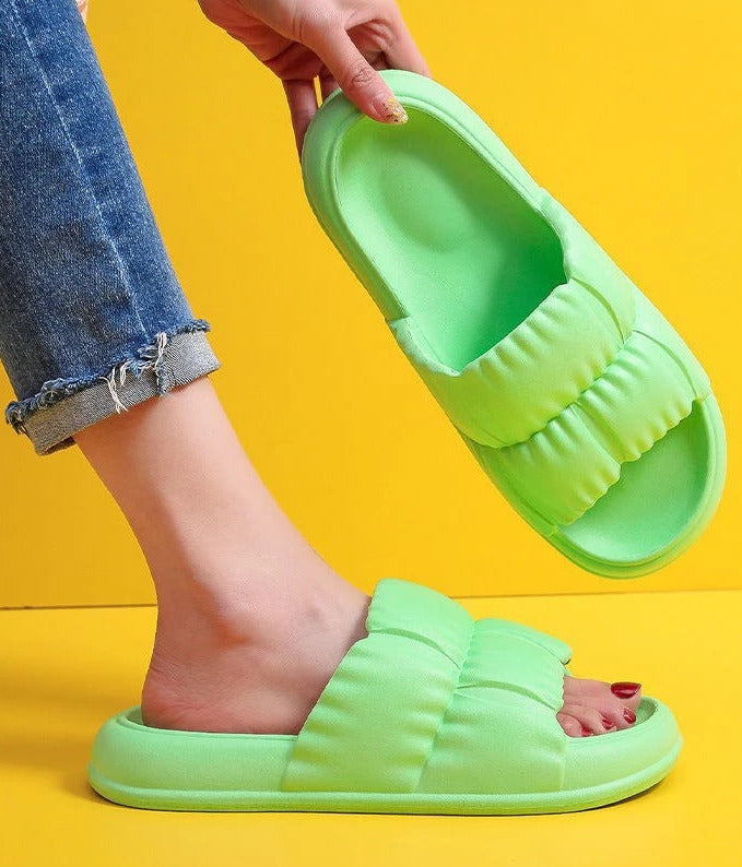 Cruise Brise Slippers